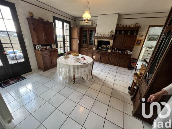 Maison 8 pièces de 183 m² à Castelculier (47240)