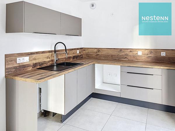 42600 - Appartement Dernier Etage - Etage privatisé - 126 m² - 3 chambres - garage et place de stationnement