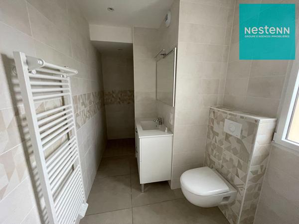 42600 - Appartement Dernier Etage - Etage privatisé - 126 m² - 3 chambres - garage et place de stationnement