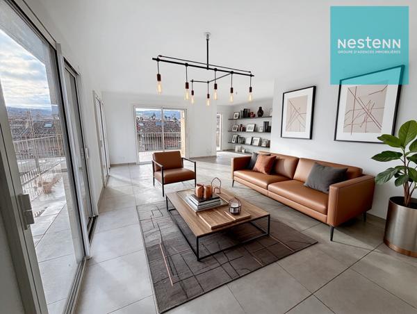 42600 - Appartement Dernier Etage - Etage privatisé - 126 m² - 3 chambres - garage et place de stationnement