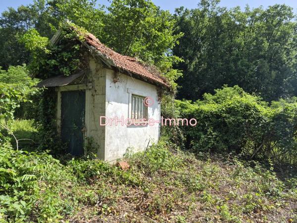 Terrain à vendre de 1 101 m²