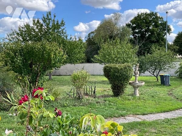 CHATEAU-RENAULT (37110) - Elégante maison familiale de 140m2