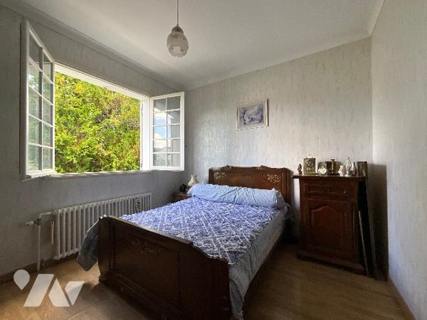 CHATEAU-RENAULT (37110) - Elégante maison familiale de 140m2