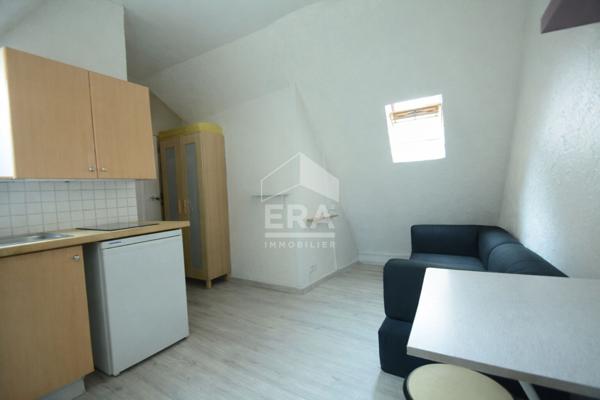 STUDIO- MONTPARNASSE- DERNIER ÉTAGE-LUMINEUX