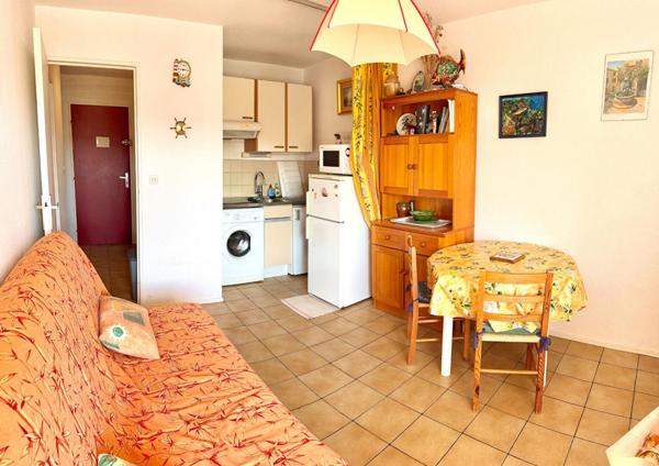 Appartement à vendre proche plage et commerces avec parking  à Bormes Les Mimosas La favière