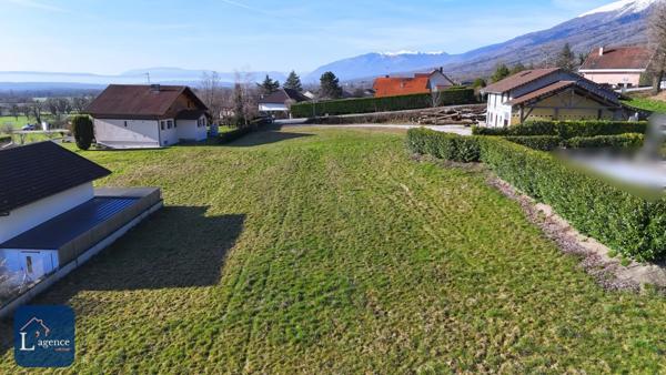 Terrain constructible 831 m² Crozet 01170 Villeneuve libre constructeur secteur résidentiel