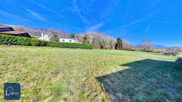 Terrain constructible 831 m² Crozet 01170 Villeneuve libre constructeur secteur résidentiel