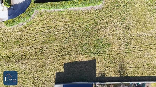 Terrain constructible 831 m² Crozet 01170 Villeneuve libre constructeur secteur résidentiel