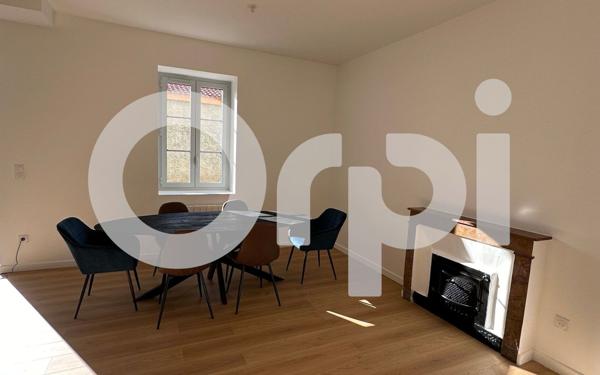 Maison à vendre    5 pièces •  Saint-Maurice-de-Beynost