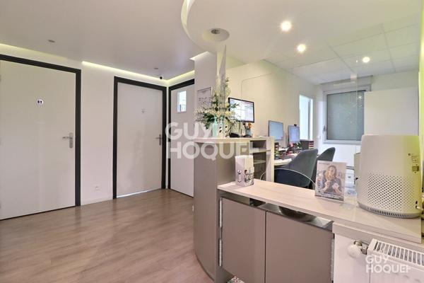 Local commercial Massy 100.94 m² avec 3 places de parking couvertes