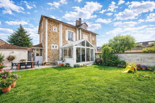 Maison Tournan En Brie 6 pièce(s) 121 m2
