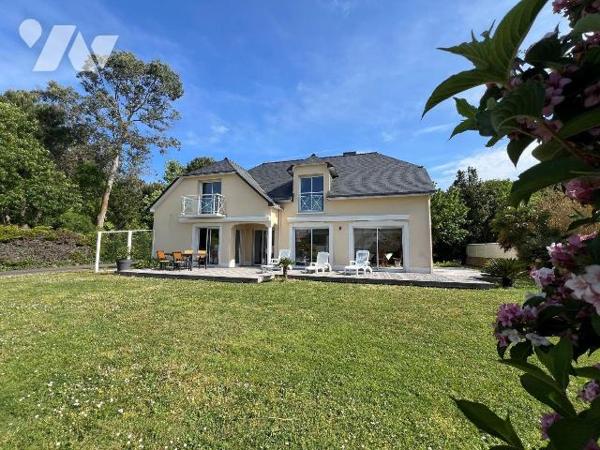EXCLUSIVITE - A VENDRE - PORNICHET SAINTE MARGUERITE - LE POULIGOU - TRES BELLE MAISON T7 de 20...