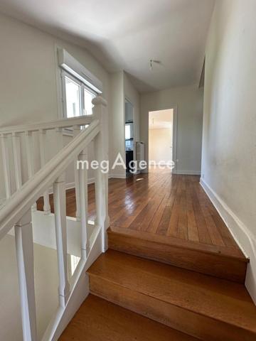 Maison à CHATELLERAULT, 86100 - 5 pièces 157m²