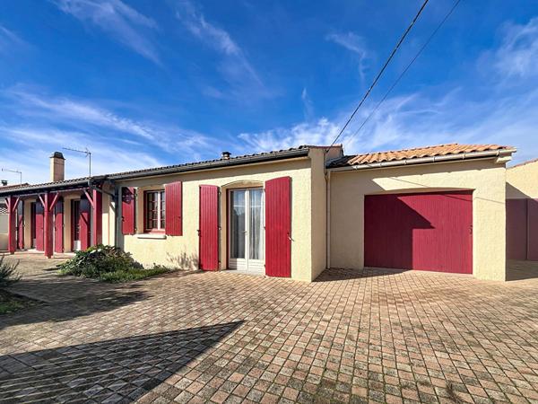 Maison à vendre à DOIX LES FONTAINES - 5 pièces, 4 chambres