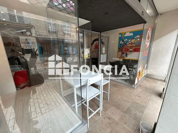 Location Local commercial 2 pièces 49.9 m² - 2 Bis Rue Saint-Cyr Laon 02000