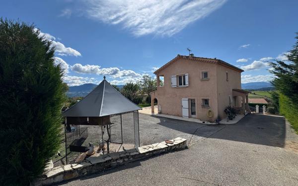 Maison à vendre    6 pièces • 154,59 m2 Jarjayes