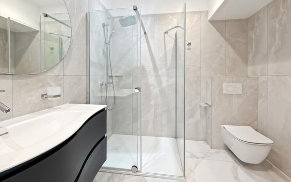 Appartement à vendre    6 pièces • 270,58 m2 Cannes