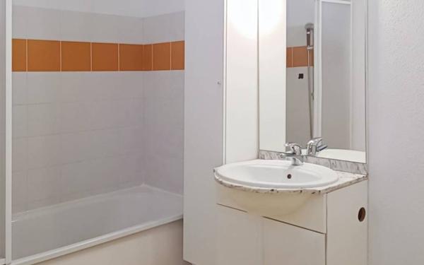 Appartement à vendre    3 pièces • 57 810 m2 Saint-Astier