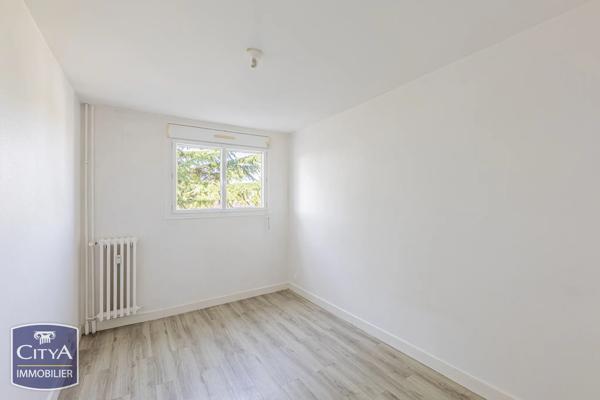 Appartement à vendre 2 pièces 43.02m² Joué-lès-Tours (37300)