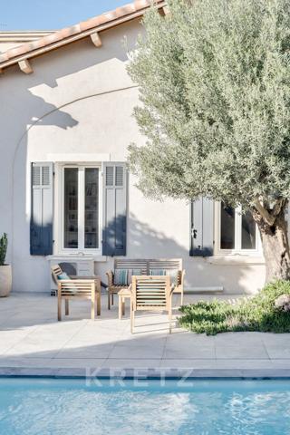 Maison familiale avec piscine et dépendance