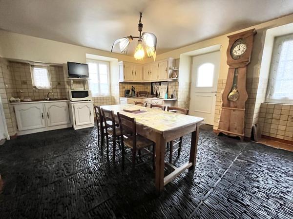 Maison à vendre |  Sainte-Féréole |  4 pièces | 111 m²