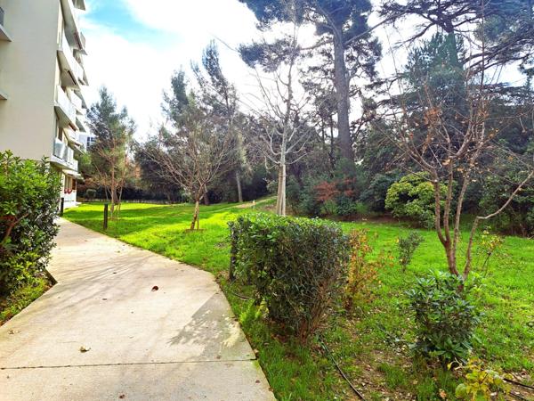 MARSEILLE 13ème Château Gombert ,Appartement très récent T3 de 59M² + grande terrasse, parking privé et garage