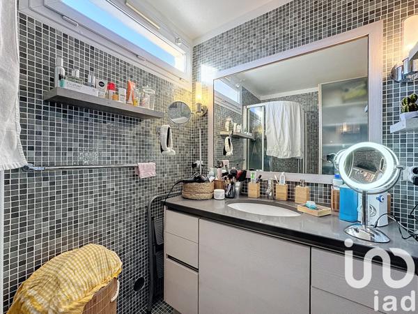 Appartement à vendre 5 pièces 88 m² Cogolin