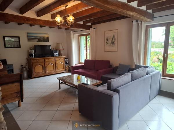 Coulommiers (77120) Belle briarde 160m². Terrain 2350m².Garage 100 m² environ