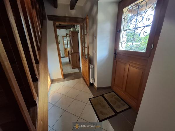 Coulommiers (77120) Belle briarde 160m². Terrain 2350m².Garage 100 m² environ