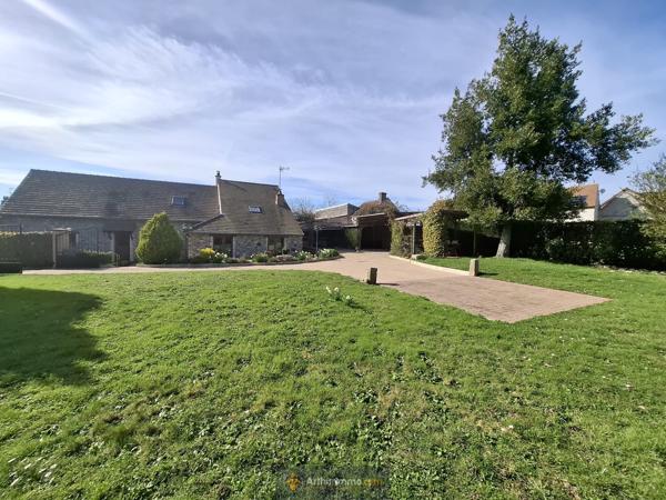 Coulommiers (77120) Belle briarde 160m². Terrain 2350m².Garage 100 m² environ