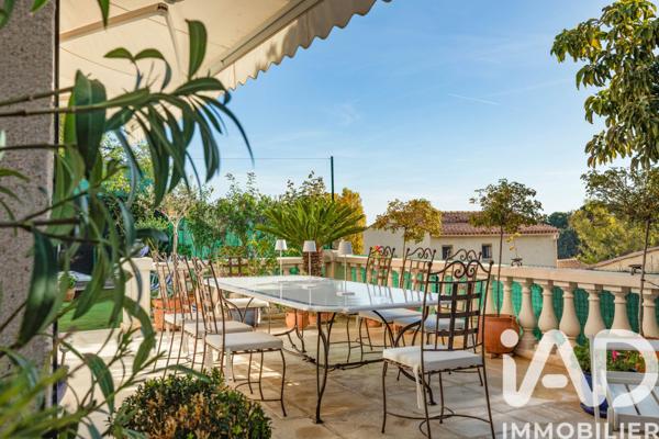 Maison à vendre 7 pièces 207 m² Antibes