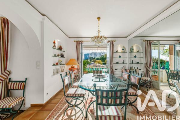 Maison à vendre 7 pièces 207 m² Antibes