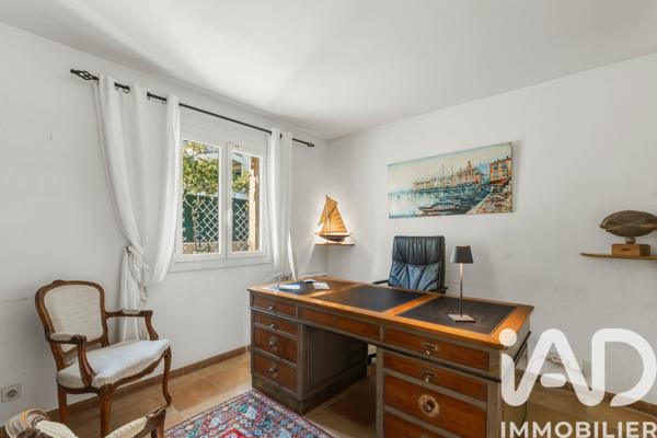 Maison à vendre 7 pièces 207 m² Antibes