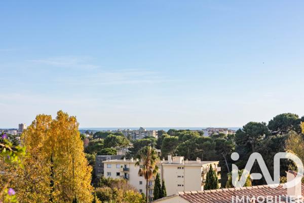 Maison à vendre 7 pièces 207 m² Antibes