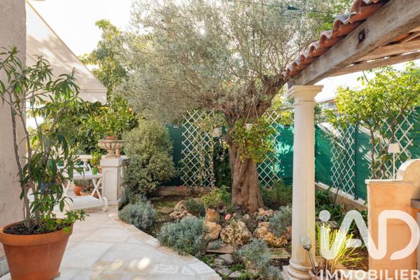 Maison à vendre 7 pièces 207 m² Antibes