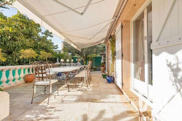 Maison à vendre 7 pièces 207 m² Antibes