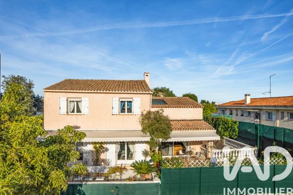 Maison à vendre 7 pièces 207 m² Antibes