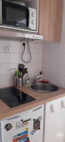 Location studio 18 m² Courbevoie