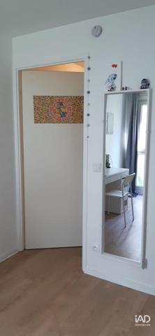 Location studio 18 m² Courbevoie