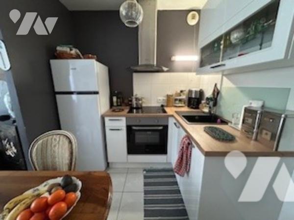 Joli T1 de 33 m² RDC s/jardin en très bon état avec locataire en place  (loyer 550€ hors charges)