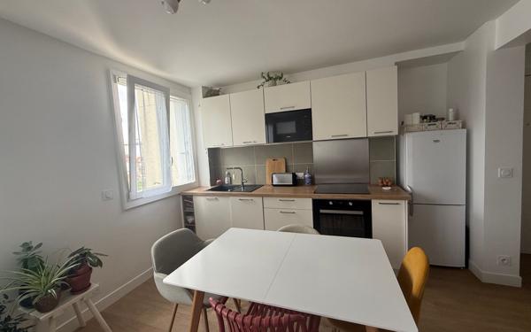 Appartement à louer    3 pièces • 55 m2 Aubervilliers