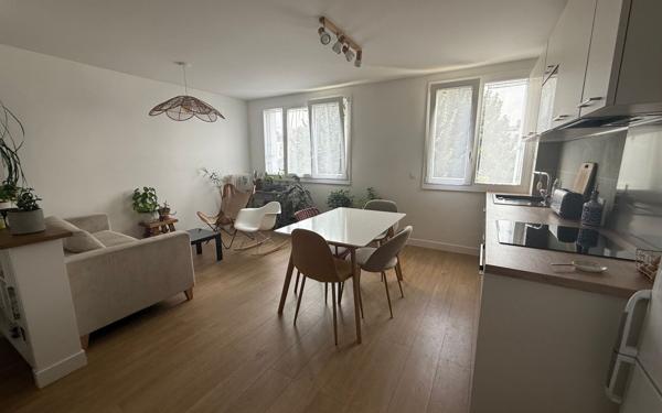 Appartement à louer    3 pièces • 55 m2 Aubervilliers