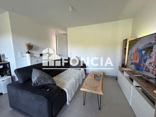 Location Appartement 2 pièces 41.25 m² - 13 RUE PEGERON Vienne 38200