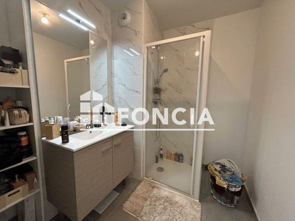 Location Appartement 2 pièces 41.25 m² - 13 RUE PEGERON Vienne 38200