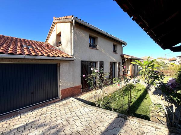 A VENDRE 5 MINUTES DE VARILHES VILLA T4 AVEC JARDIN SANS TRAVAUX