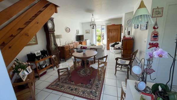 Maison a proximite immediate du centre ville d Auray