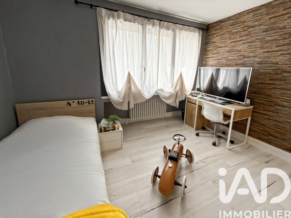 Maison à vendre 4 pièces 90 m² Saint-Genest-Lerpt