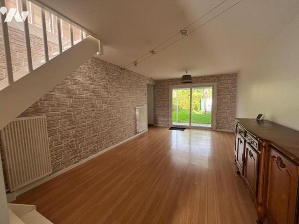 A Vendre SECLIN maison de lotissment 3 chres jardin - garage