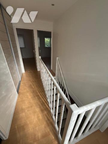 A Vendre SECLIN maison de lotissment 3 chres jardin - garage