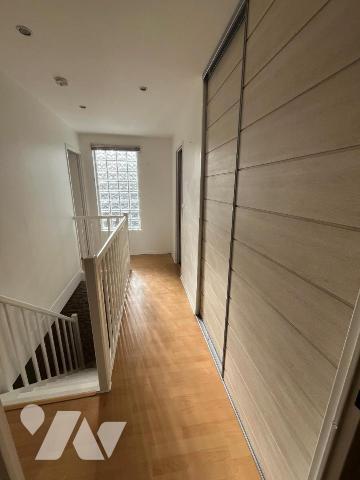 A Vendre SECLIN maison de lotissment 3 chres jardin - garage